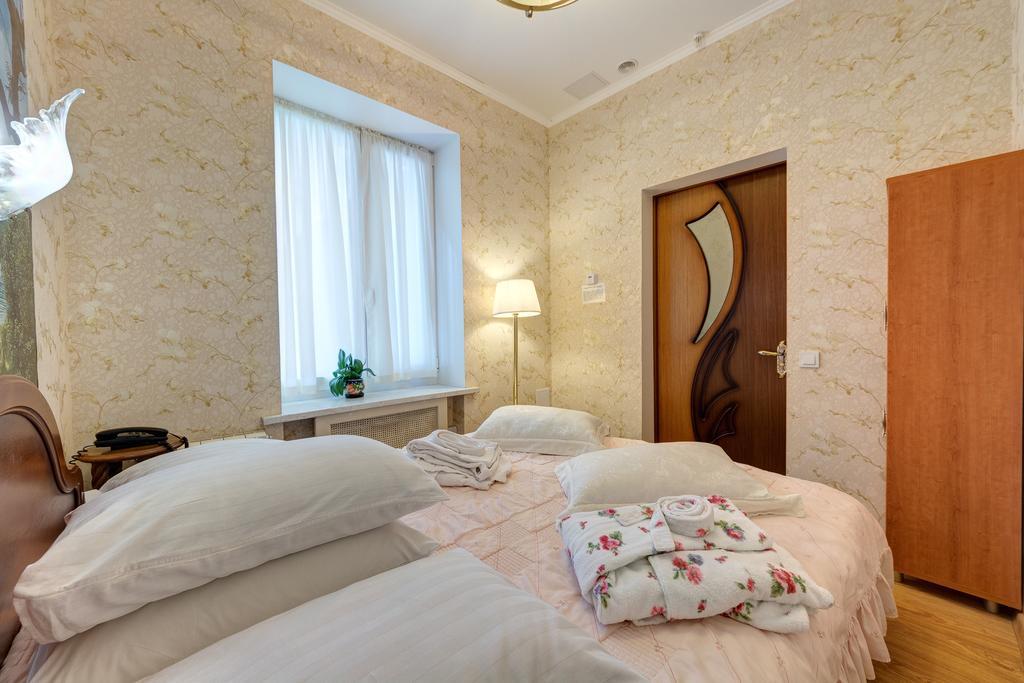 Aleksandria Hotel Kyiv Exterior foto